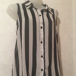 Sans Souci Black White Striped Button Down Tank
